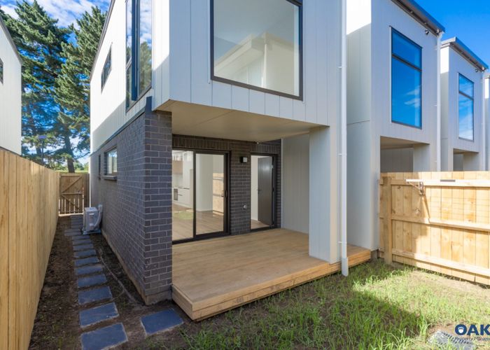  at 27 Whai Hua Lane, Mangere Bridge, Manukau City, Auckland