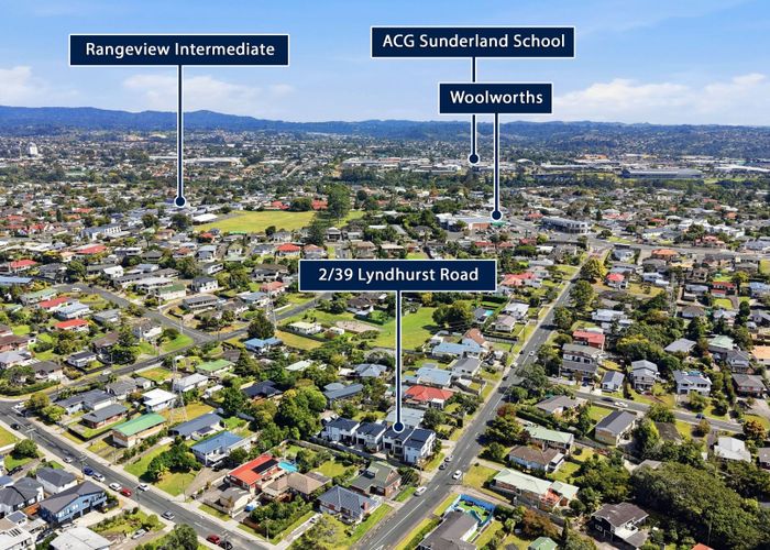  at 2/39 Lyndhurst Road, Te Atatu South, Waitakere City, Auckland
