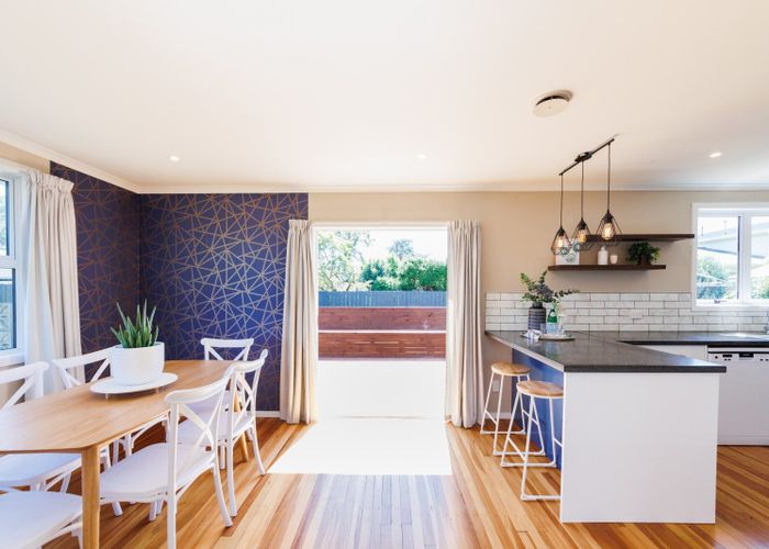  at 8 Alexander Street, Awapuni, Palmerston North, Manawatu / Whanganui
