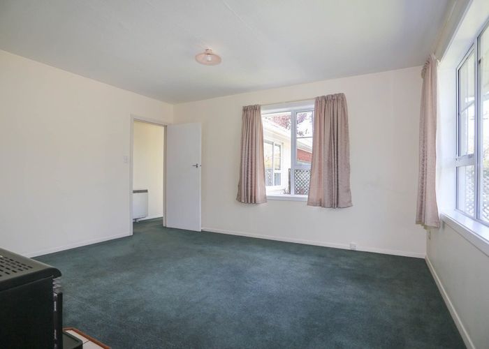  at 20 Greendale Avenue, Avonhead, Christchurch City, Canterbury