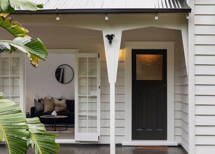  at 1/110 Owairaka Avenue, Owairaka, Auckland