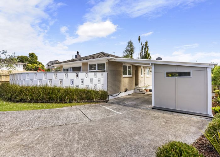  at 18 Aplin Place, Birkdale, Auckland