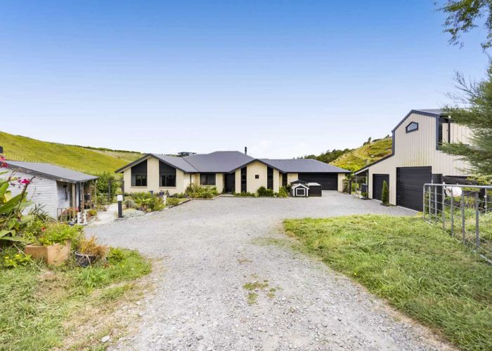  at 2 Te Ara Karoiroa, Hurford, New Plymouth, Taranaki