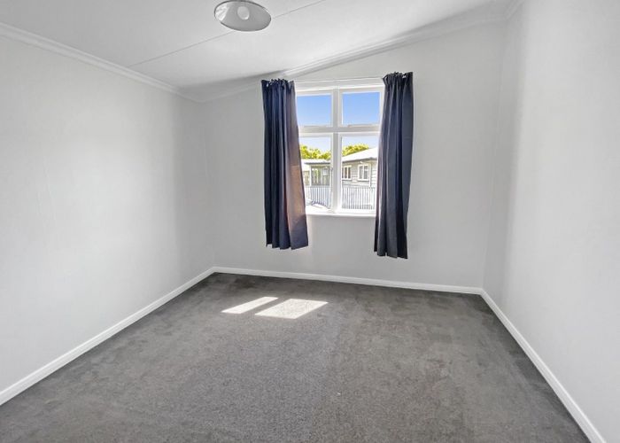  at 2/6 Roosevelt Street, Levin, Horowhenua, Manawatu / Whanganui
