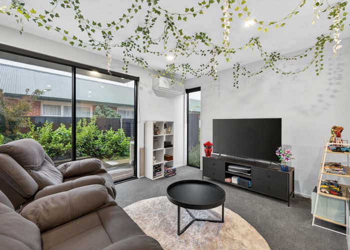  at 2/406 Armagh Street, Linwood, Christchurch City, Canterbury