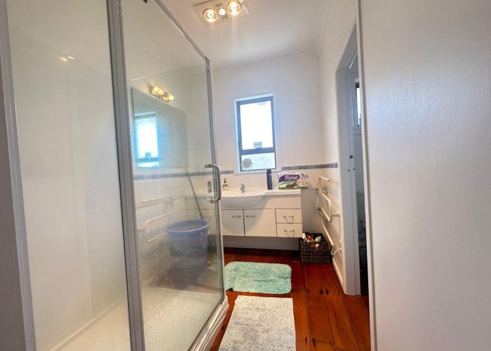  at 703 Hillsborough Road, Mount Roskill, Auckland City, Auckland