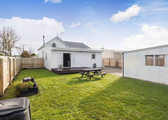  at 11 Montagu Street, Feilding, Feilding