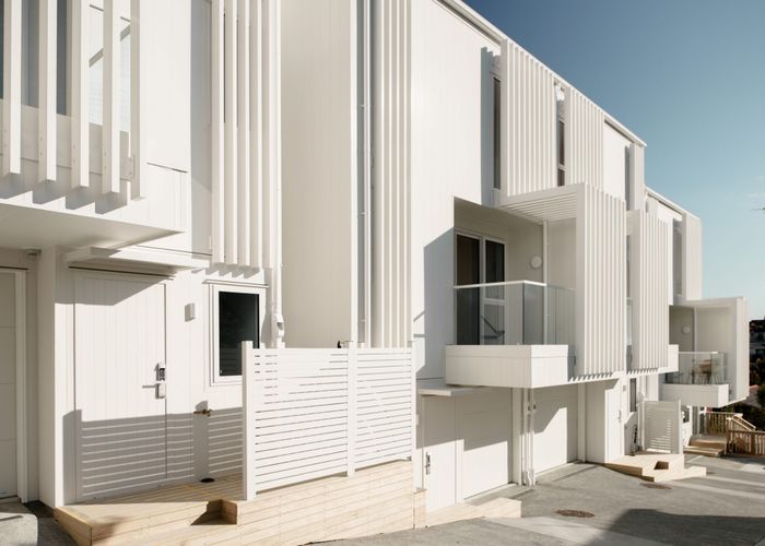 at 8/188 Forrest Hill Road, Forrest Hill, North Shore City, Auckland
