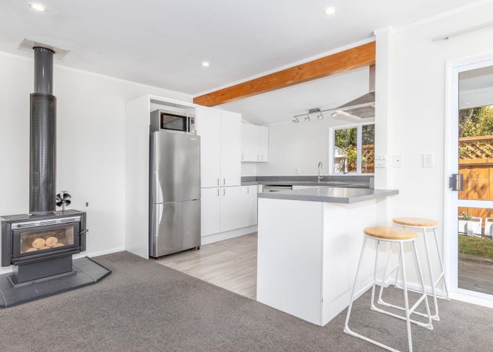  at 33 Spyglass Lane, Whitby, Porirua