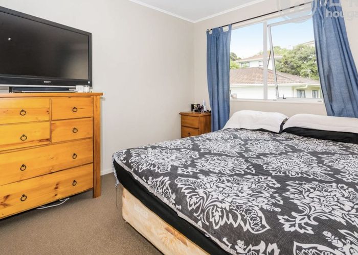  at 27 Lambrown Drive, Totara Vale, North Shore City, Auckland