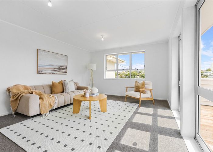  at 1 Phillip Parade, Forrest Hill, North Shore City, Auckland