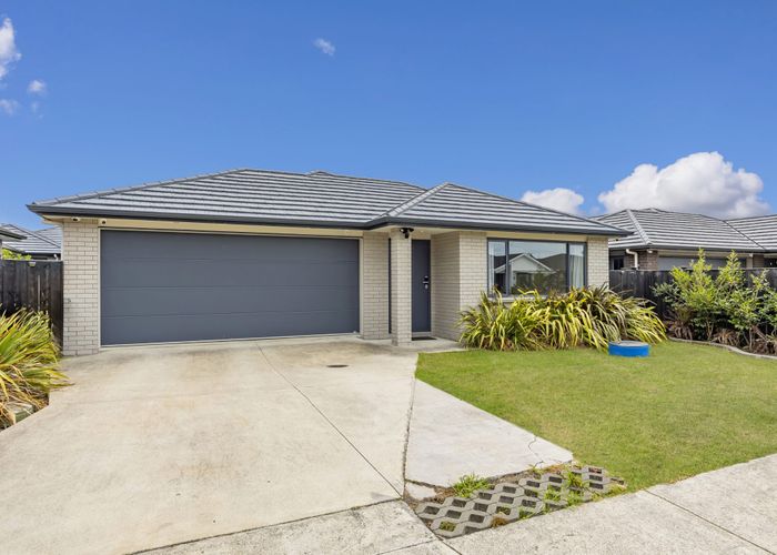  at 9 Moemoea Avenue, Kumeu