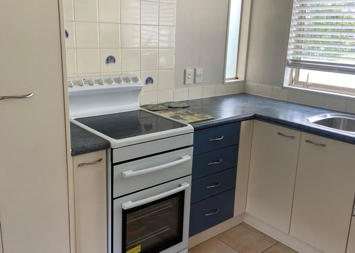  at 3 Shrule Place, East Tamaki, Auckland