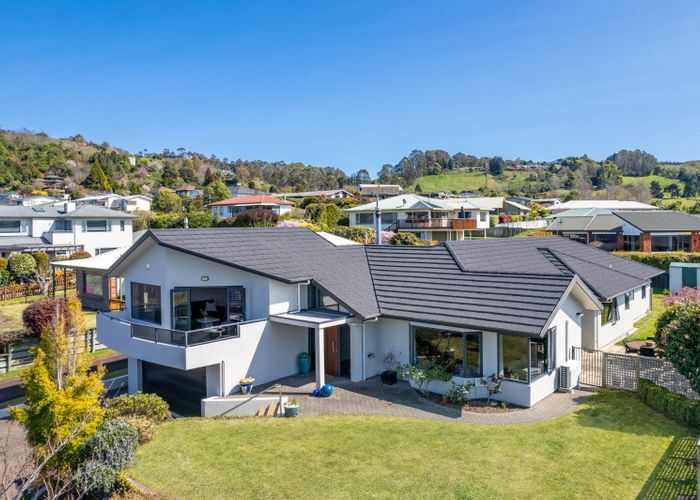  at 27 Kinder Street, Acacia Bay, Taupo, Waikato
