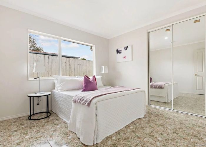  at 4 Brentford Place, Manurewa, Manukau City, Auckland