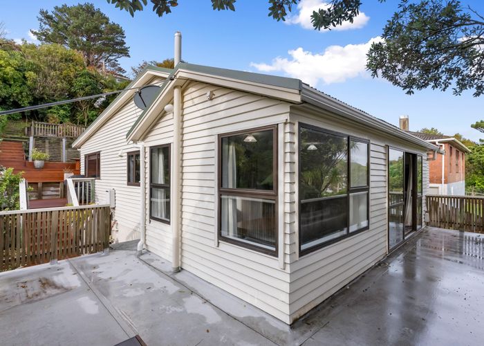  at 38 Montgomery Avenue, Karori, Wellington, Wellington