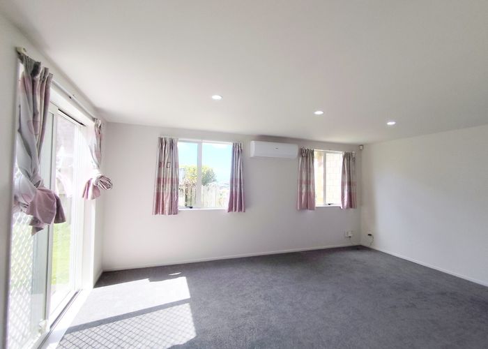  at 3 Cityview Pl, Massey, Waitakere City, Auckland