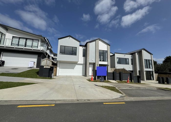  at 12 Greenstead Close, Flat Bush, Auckland