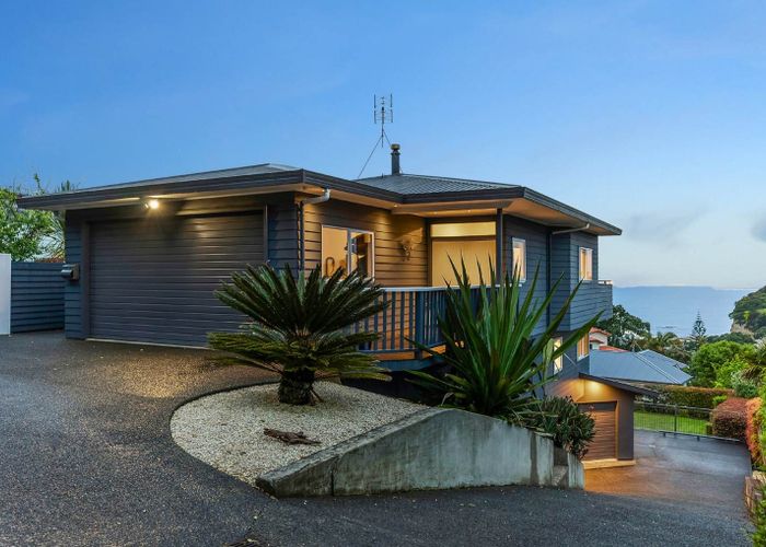  at 286 Whangaparaoa Road, Red Beach, Rodney, Auckland
