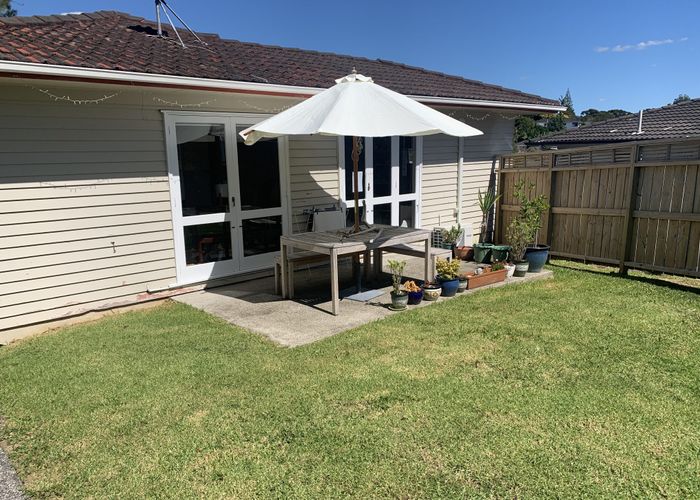  at Pavola Grove, Glenfield, North Shore City, Auckland