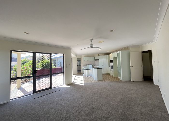  at 3 Larkin Place, Somerville, Manukau
