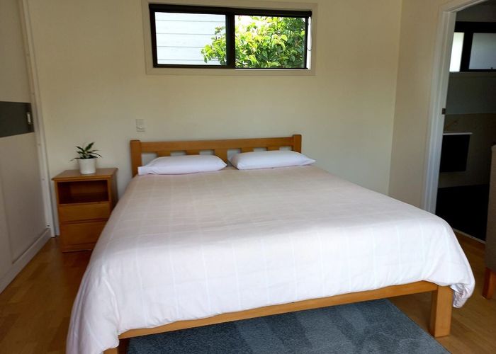  at 11 Wilkinson Way, Browns Bay, North Shore City, Auckland