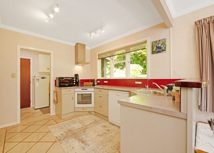  at 132 Pinehaven Road, Pinehaven, Upper Hutt, Wellington