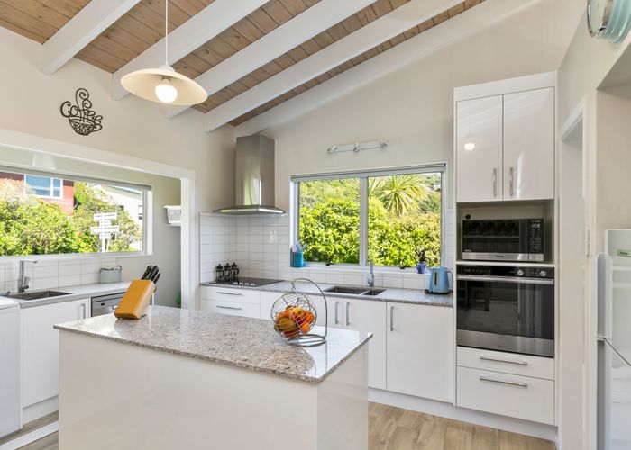  at 2 Beavis Lane, Karori, Wellington