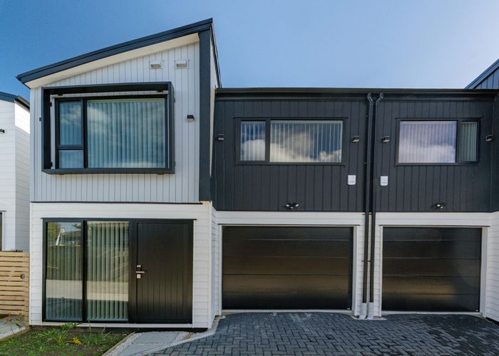  at Lot 2/3/22 Justamere Place, Weymouth, Manukau City, Auckland