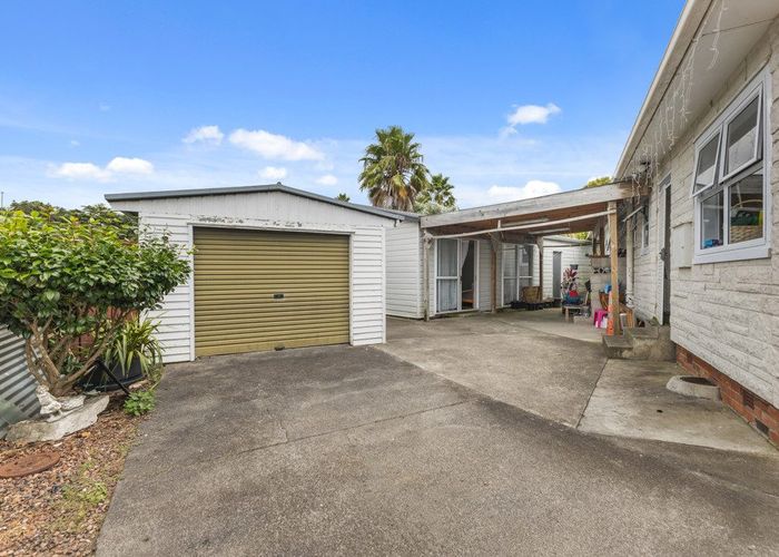  at 76 Hallberry Road, Mangere East, Manukau City, Auckland
