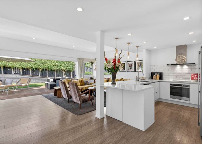  at 11 Pyatt Crescent, Meadowbank, Auckland City, Auckland