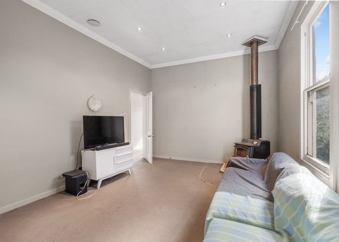  at 7 Derby Street, Green Island, Dunedin, Otago