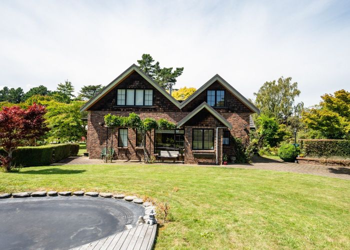  at 165 Lansdowne Road, Richmond, Richmond