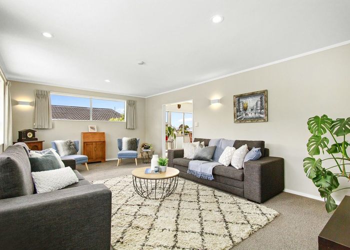  at 64 Oriel Avenue, Tawa, Wellington