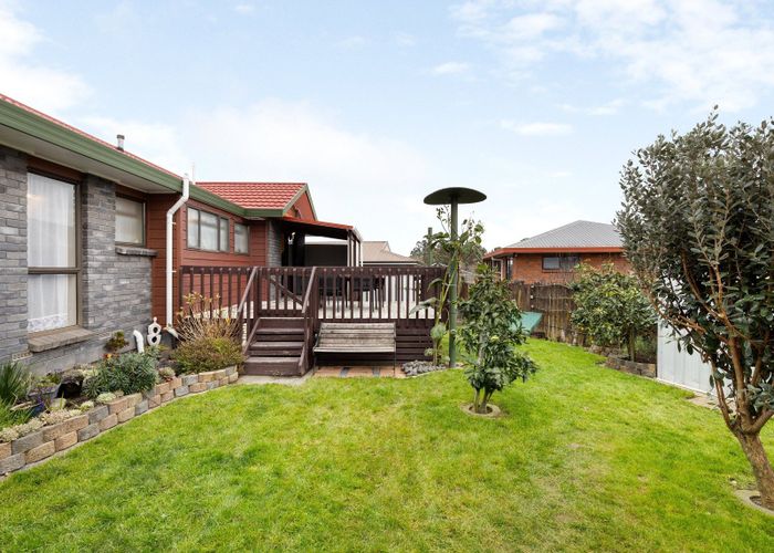  at 46 Lansdowne Crescent, Glenview, Hamilton