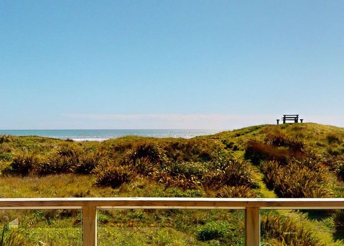  at 27A Rua Avenue, Waitarere Beach, Levin
