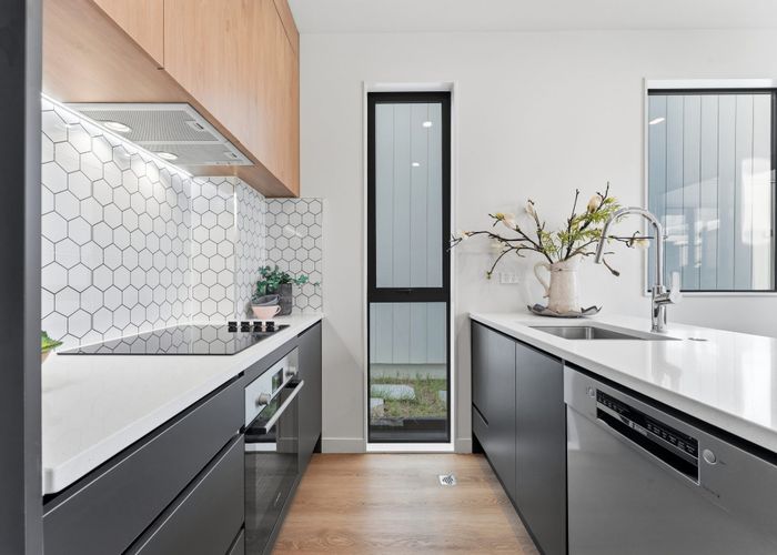  at 10B, C, E Serjeant Street, Henderson, Waitakere City, Auckland