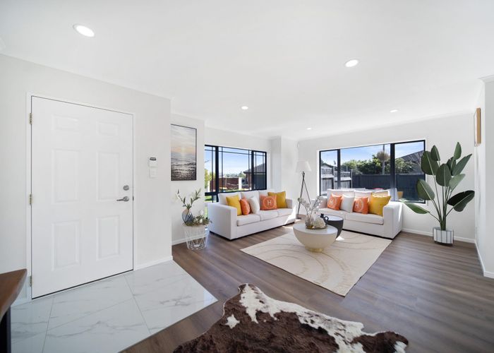  at 323 Mahia Road, Weymouth, Auckland
