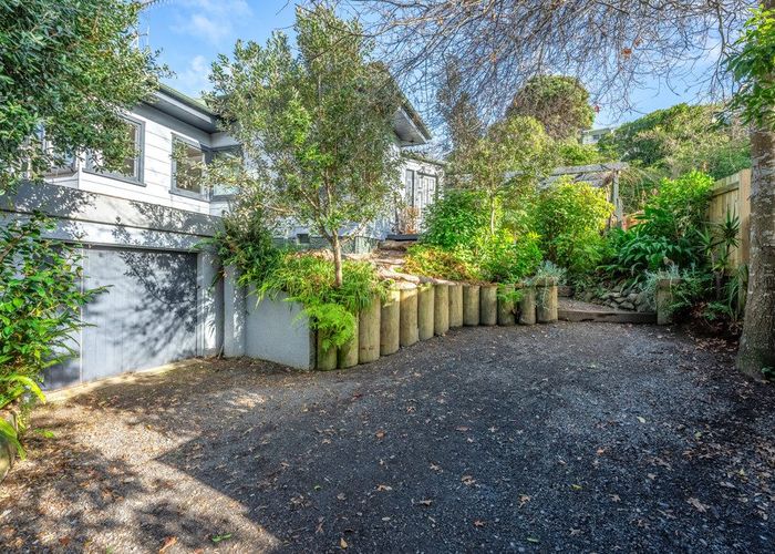  at 52 Forest Road, Raumati South, Kapiti Coast, Wellington