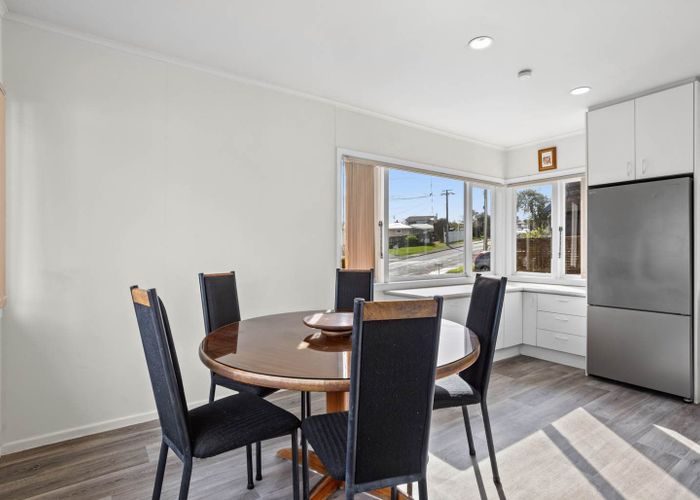  at 18 Pax Avenue, Forrest Hill, Auckland