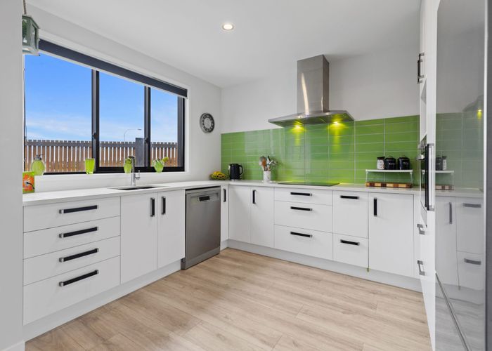  at 15 Te Paea Crescent, Papamoa, Tauranga, Bay Of Plenty