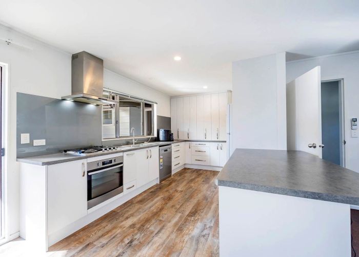  at 43A Graham Avenue, Te Atatu Peninsula, Waitakere City, Auckland