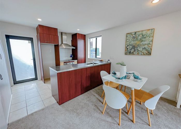 at 72/3 Burton Street, Grafton, Auckland