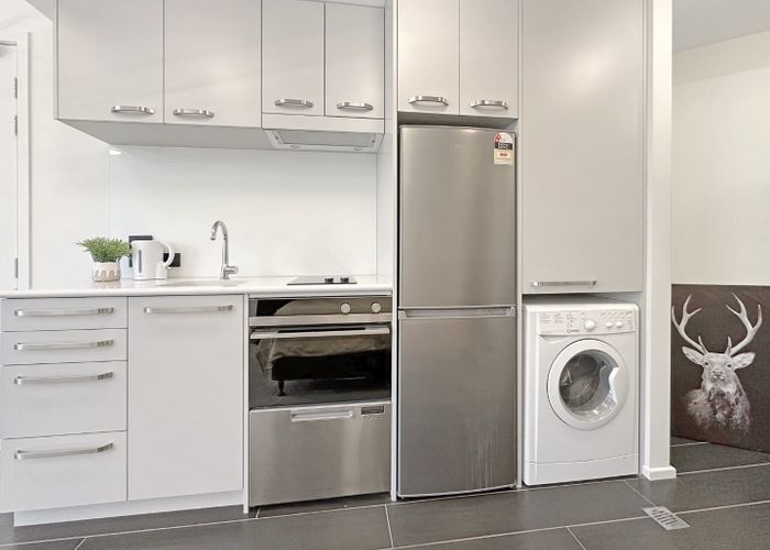  at 306/3 Roxburgh Street, Mount Victoria, Wellington