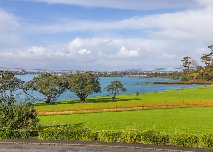  at 198 Riddell Road, Glendowie, Auckland City, Auckland