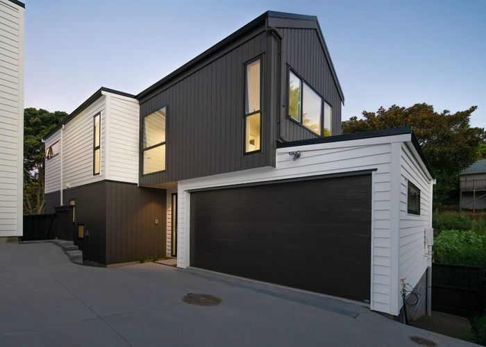  at 24C Scarlock Avenue, Browns Bay, North Shore City, Auckland
