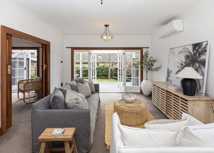  at 7 Malcolm Avenue, Cashmere, Christchurch City, Canterbury