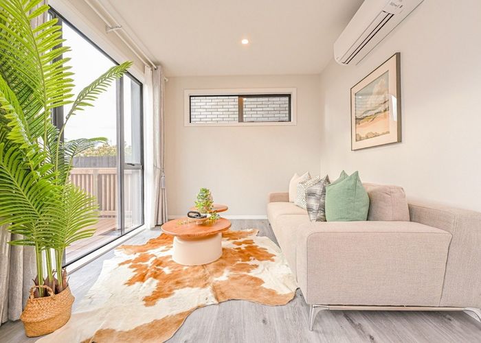  at 1D Galloway Crescent, Farm Cove, Manukau City, Auckland