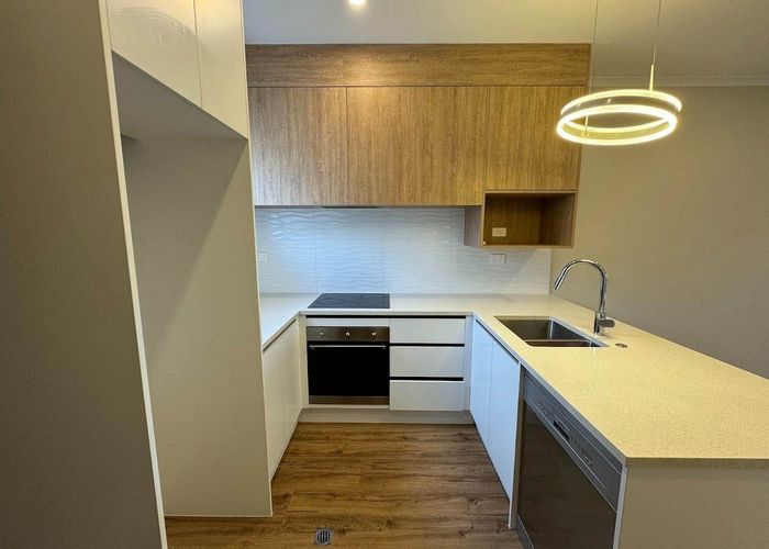  at 3/66 Swanson Road, Henderson, Auckland
