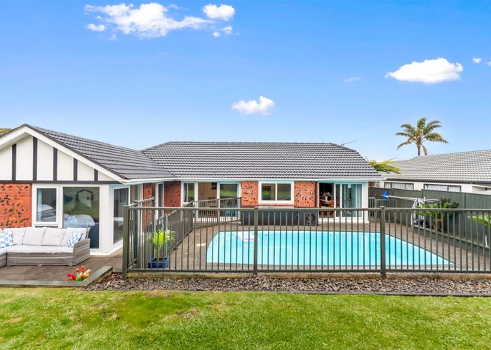 at 174 Prince Regent Drive, Farm Cove, Manukau City, Auckland